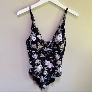 Sea Level ~Black Floral Spliced One-Piece Swimsuit in size US 8